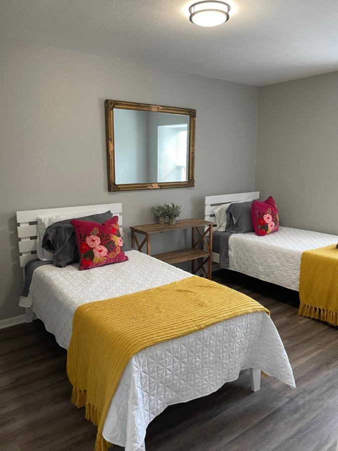 The Deannie Apt #6 - Simple And Homey 2Bd W/ Wifi Hamilton Exterior photo